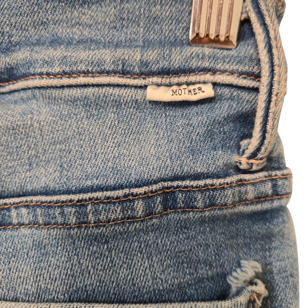 Mother The Weekender Fray Cropped Jeans Size 27 - Picture 9 of 13
